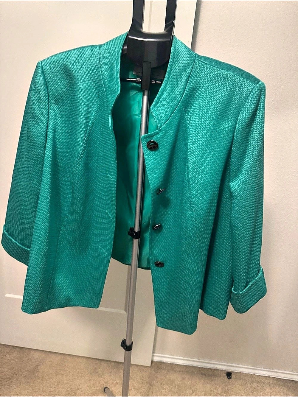 Tahari Textured Cropped Jacket in Green Size 20 W